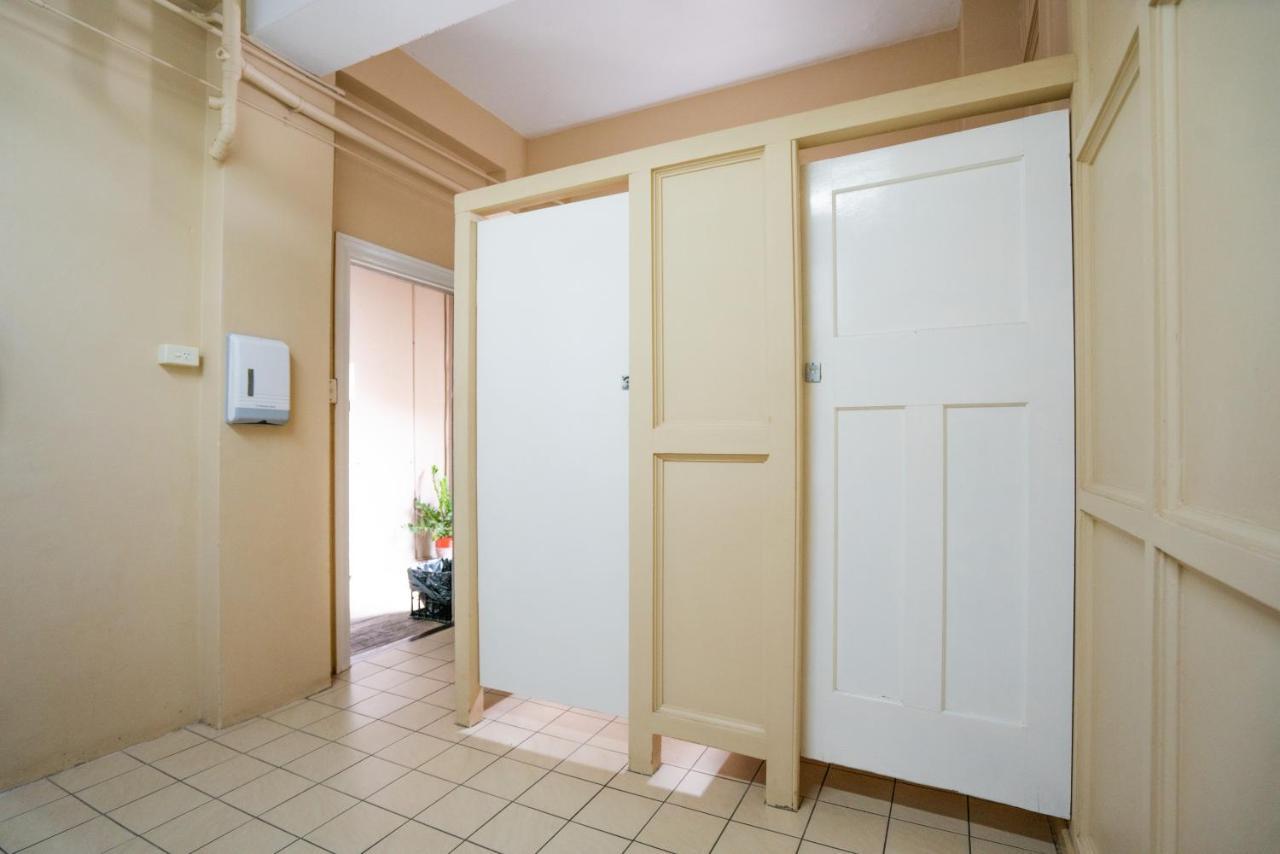 Commercial Hotel Clermont Екстериор снимка